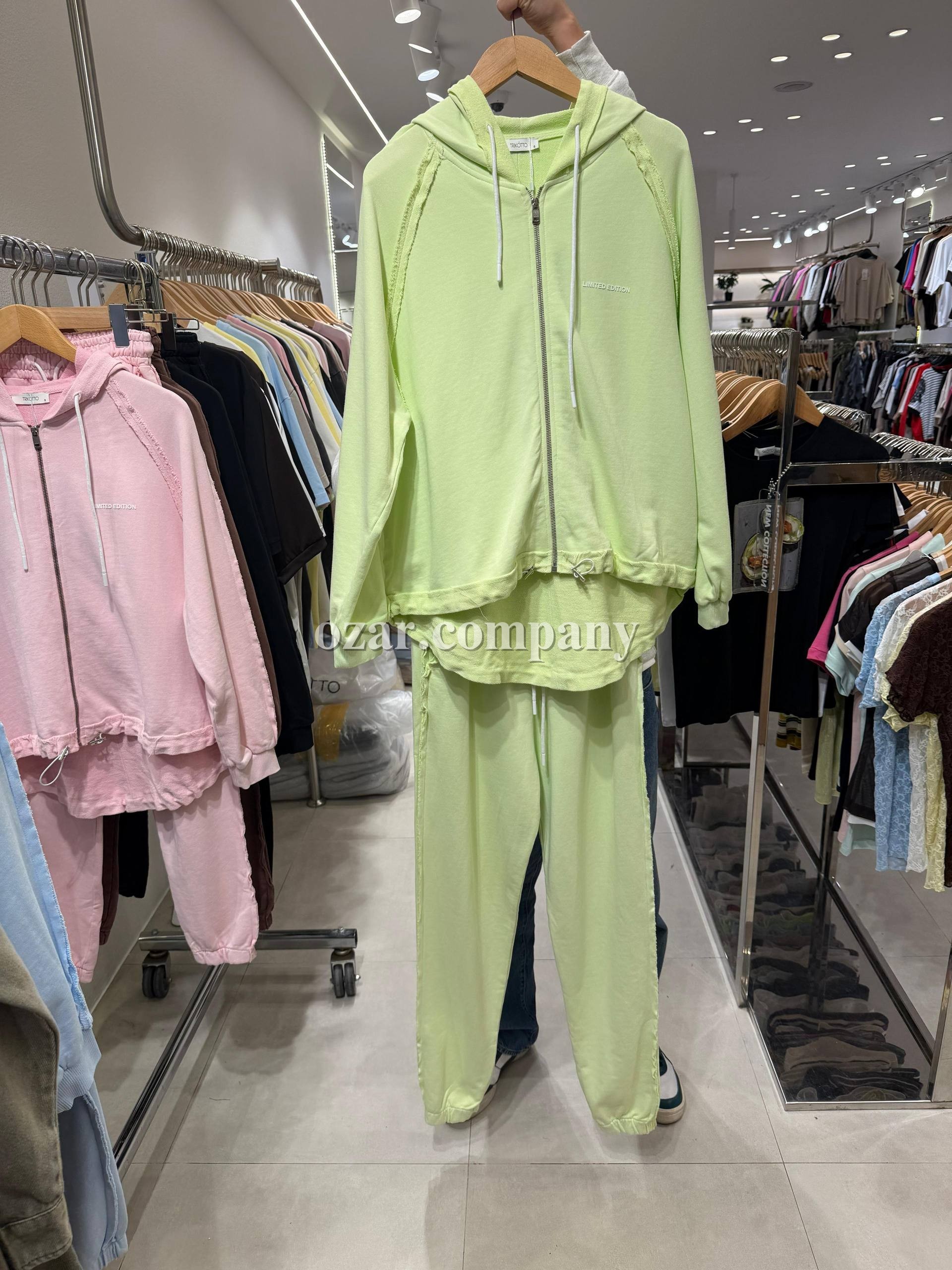 Женский Костюм Trikotto