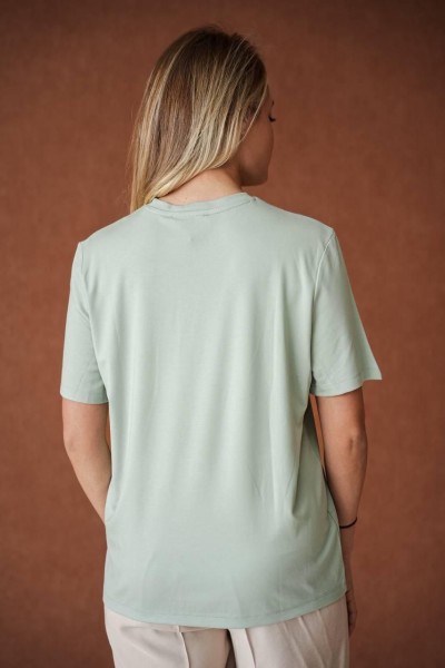 Женская Футболка Raw 