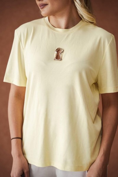 Женская Футболка Raw 