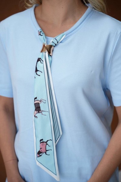 Женская Футболка Raw 