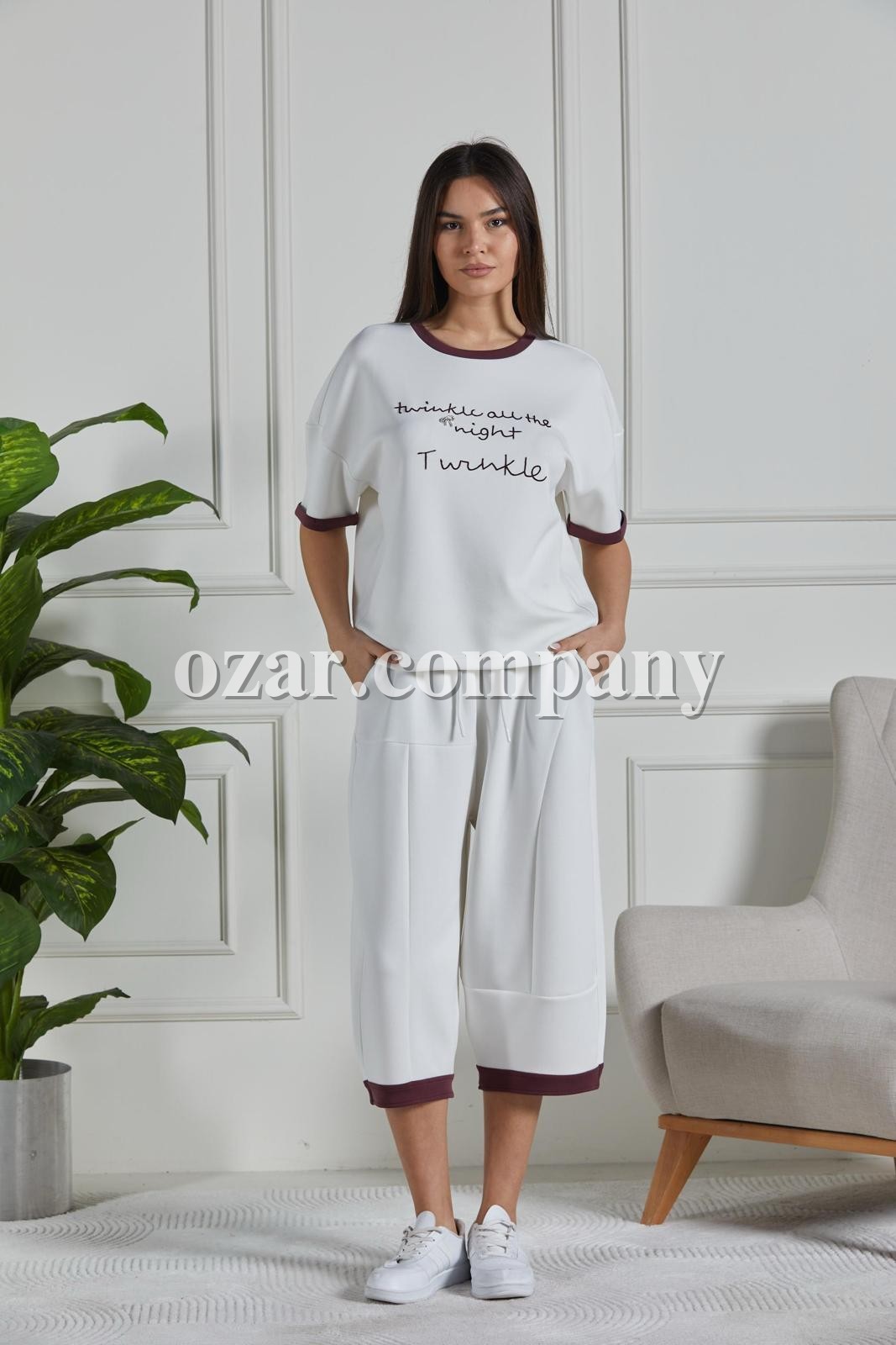 Женский Костюм Lov Joi