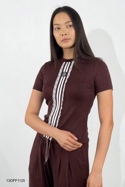 Женская Футболка Show Off