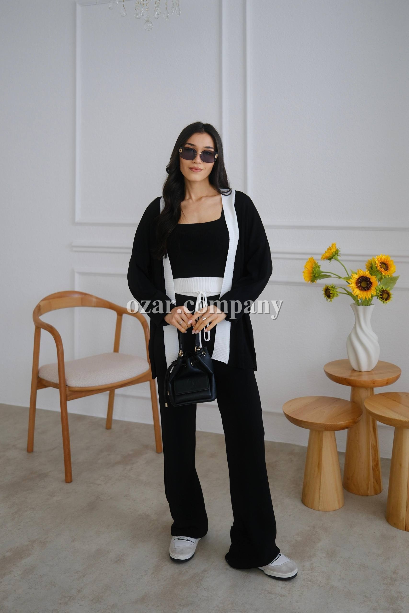 Женский Костюм Тройка Trikotto