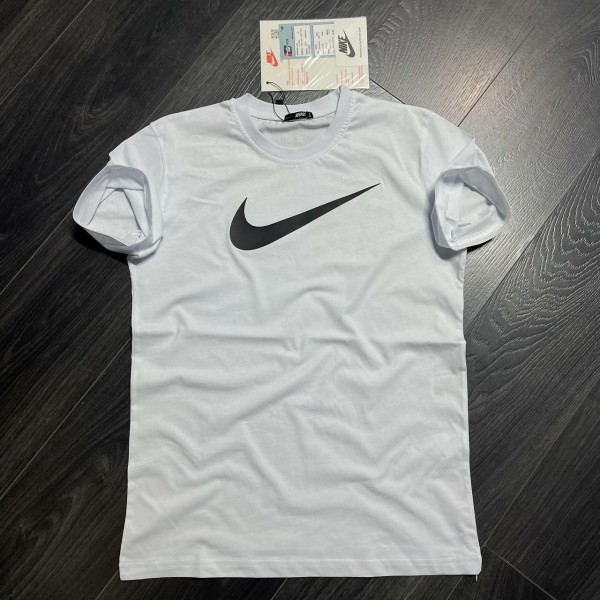Мужская Футболка Nike