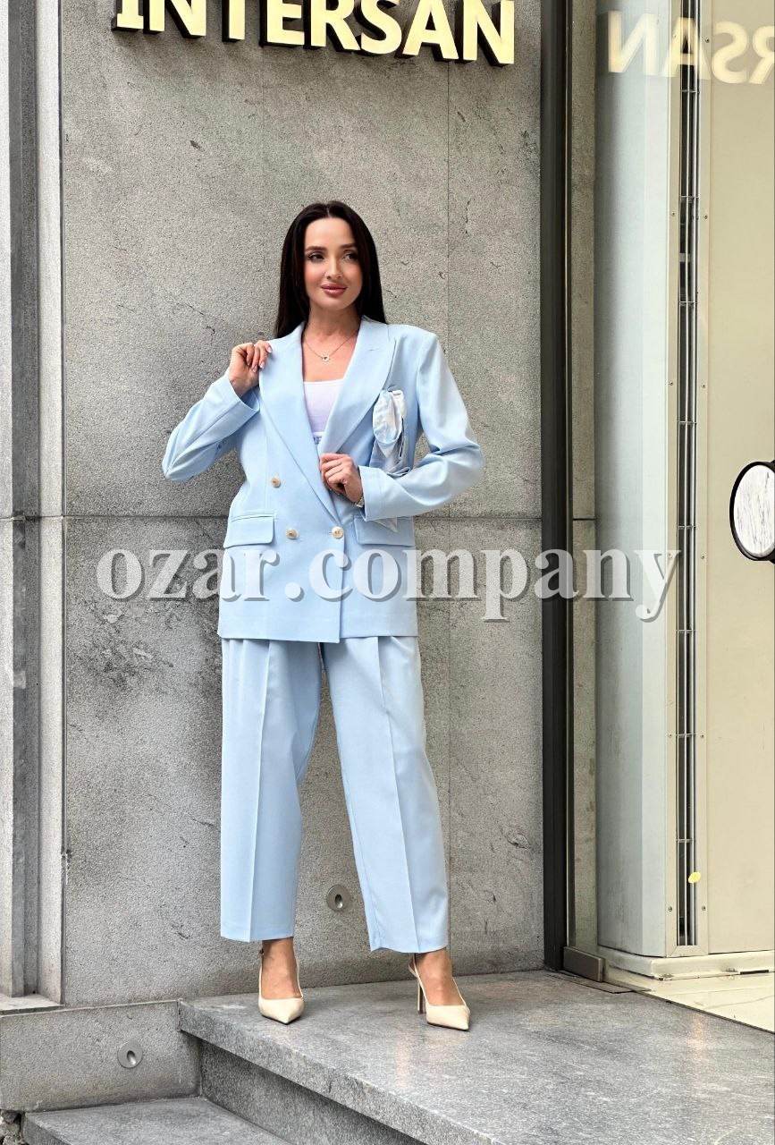 Женский Костюм Esito