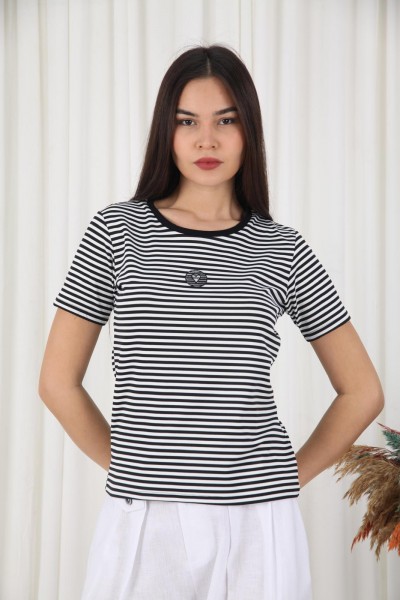 Женская Футболка Monoritm