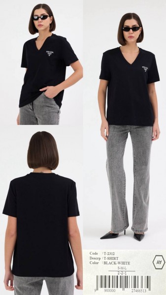 Женская Футболка A.M.N.