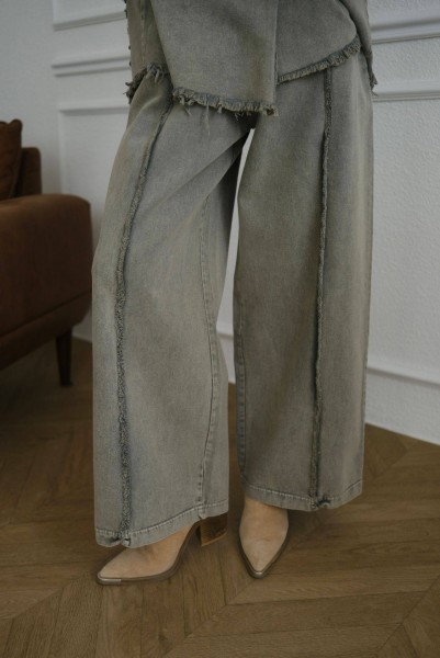 Женский Джинсовый Костюм Trikotto 