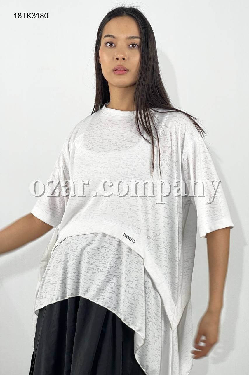 Женская Футболка We Are