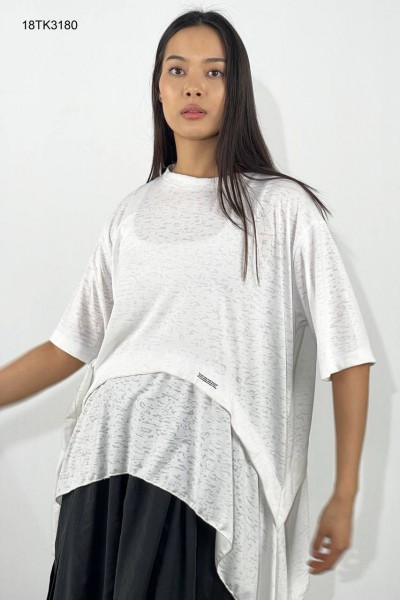 Женская Футболка We Are