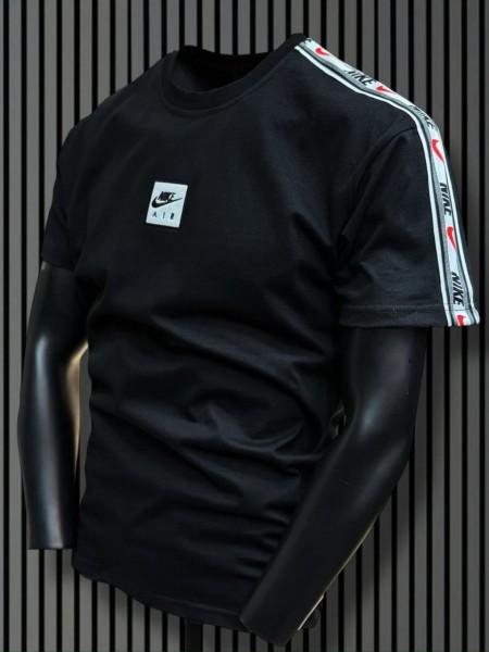 Мужская Футболка Nike