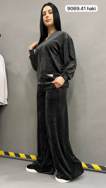 Женский Велюровый Костюм Speed Way