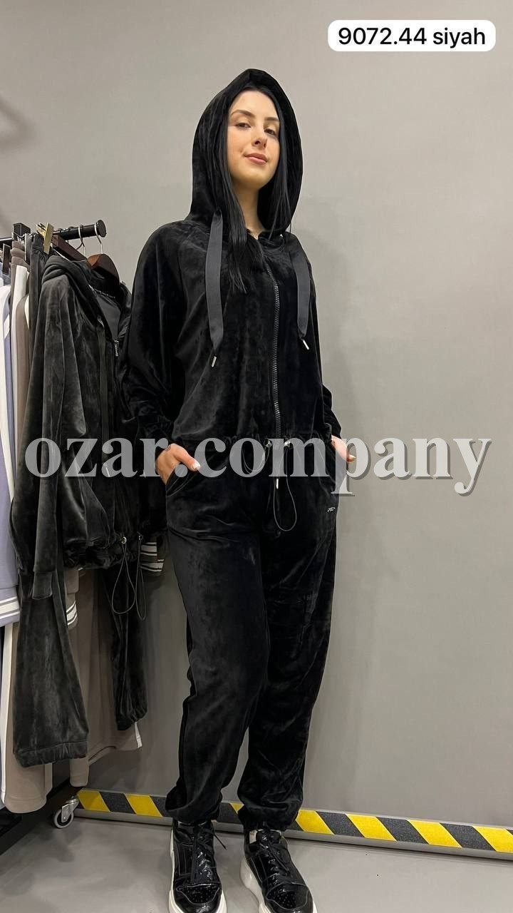 Женский Велюровый Костюм Speed Way