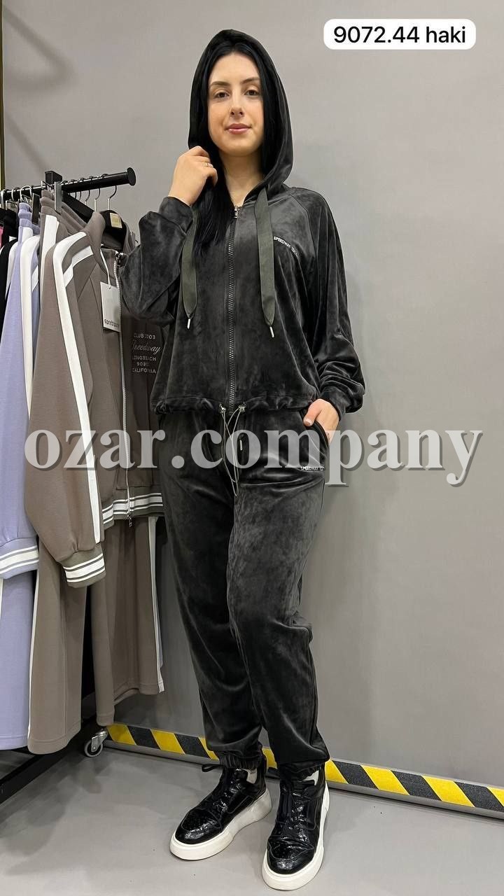 Женский Велюровый Костюм Speed Way