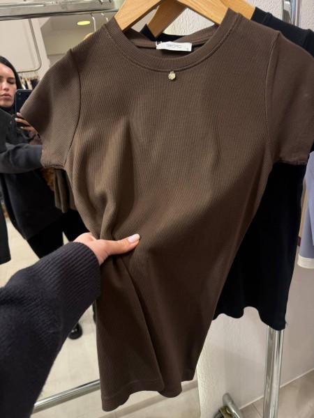 Женская Футболка Trikotto