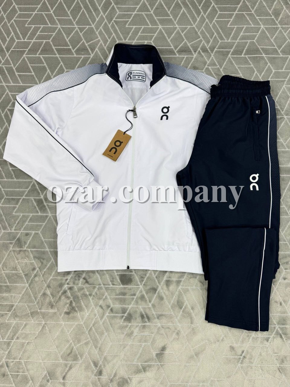 Мужской Спортивный Костюм On Running