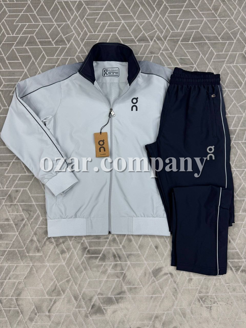 Мужской Спортивный Костюм On Running