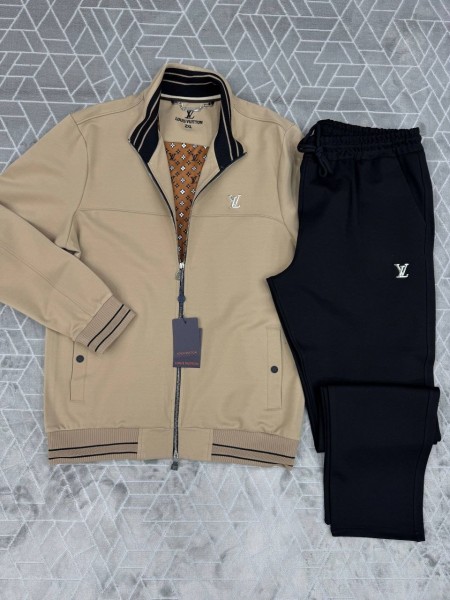 Мужской Спортивный Костюм Louis Vuitton (Большие размеры)