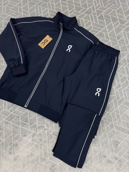 Мужской Спортивный Костюм On Running