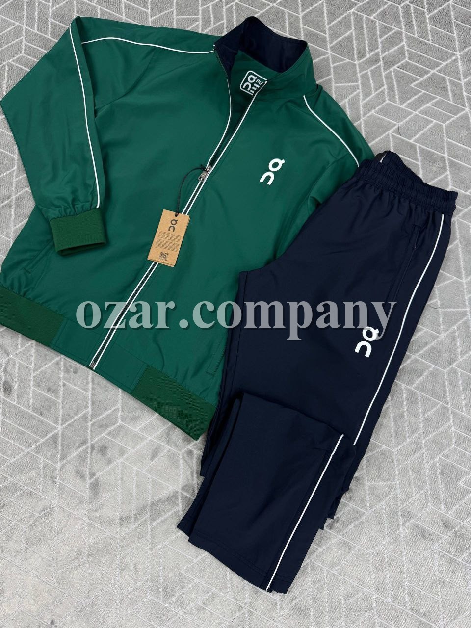 Мужской Спортивный Костюм On Running