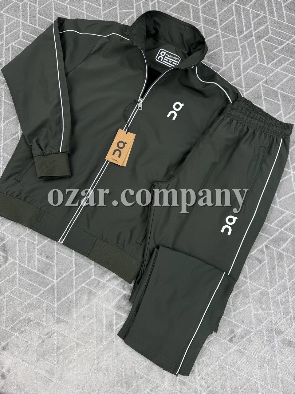 Мужской Спортивный Костюм On Running