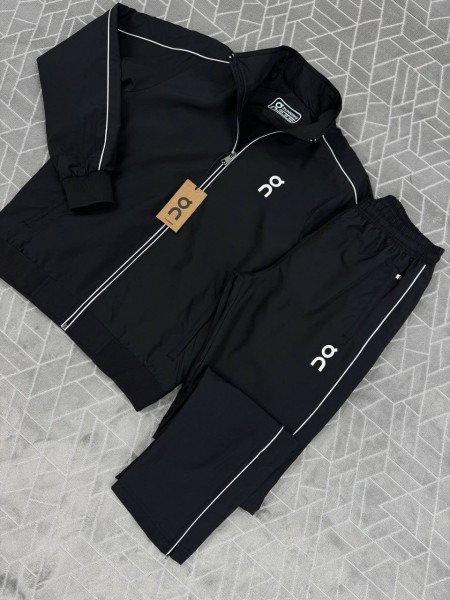 Мужской Спортивный Костюм On Running