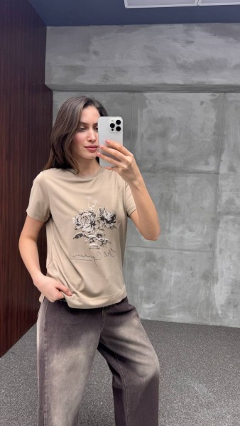 Женская Футболка Cute