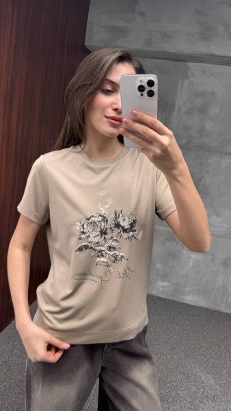 Женская Футболка Cute