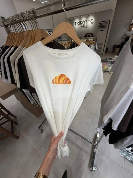 Женская Футболка Trikotto