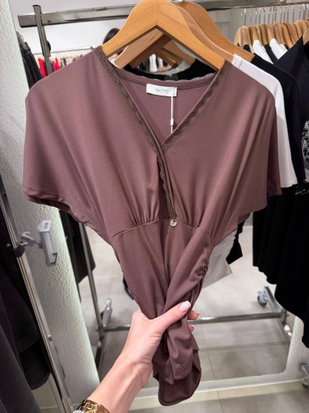 Женская Футболка Trikotto