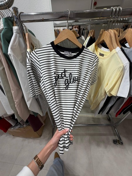 Женская Футболка Trikotto