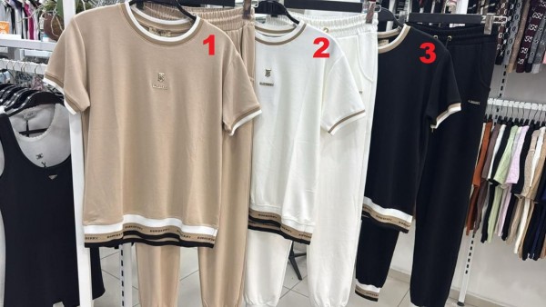 Женский Костюм Burberry