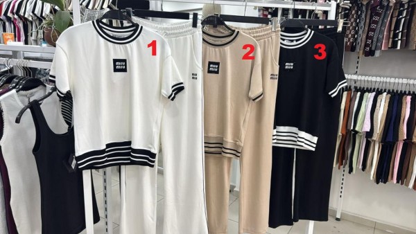 Женский Костюм Miu Miu