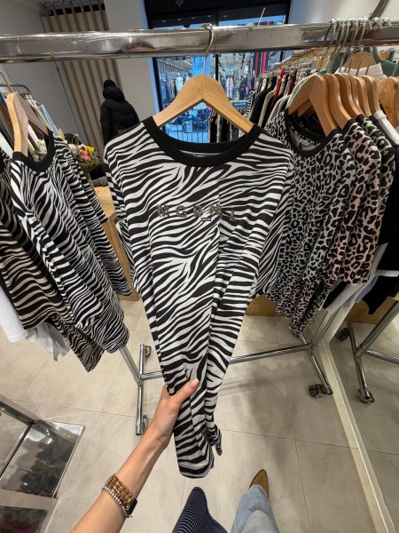 Женская Футболка Trikotto