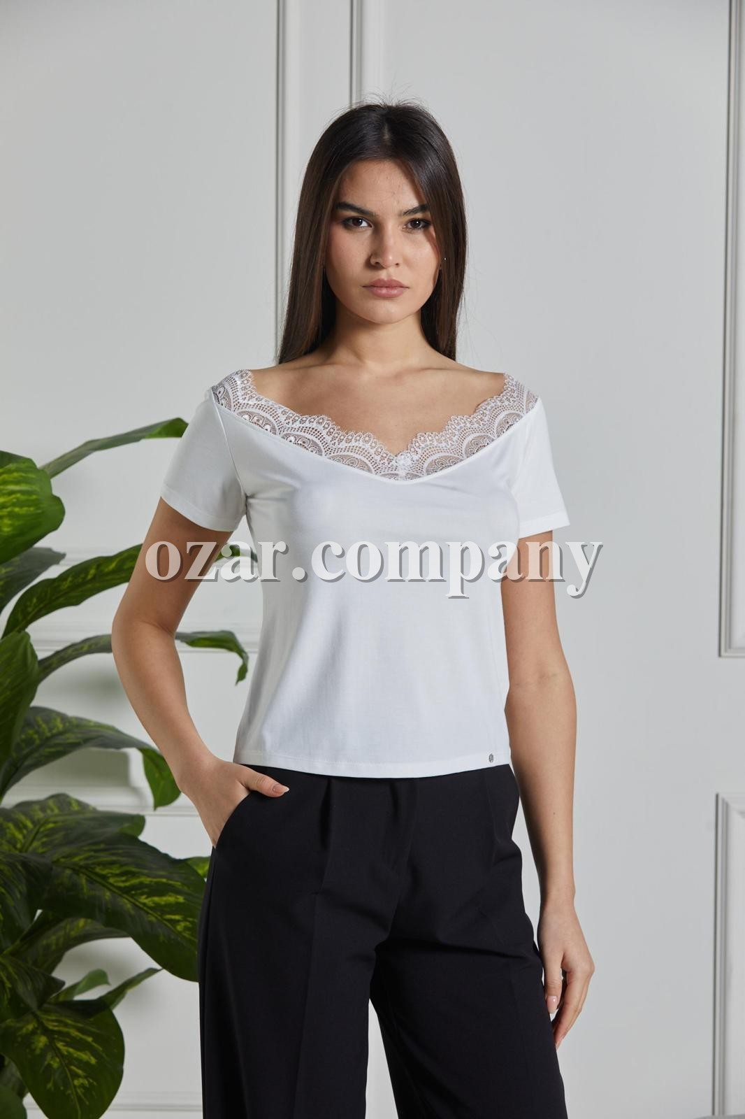 Женская Футболка Monoritm