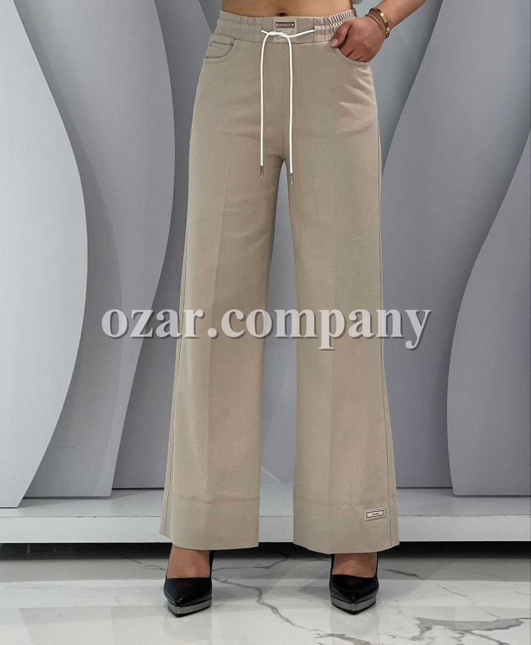 Женские Брюки Estensivo