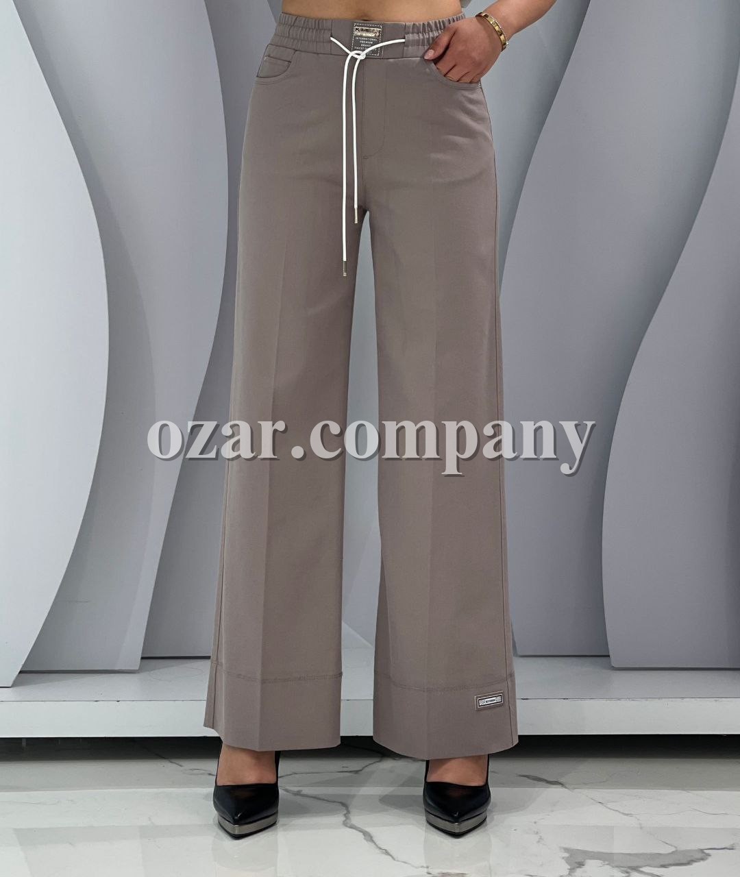 Женские Брюки Estensivo