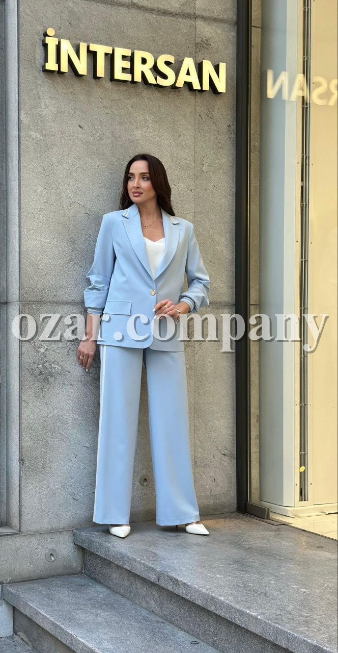 Женский Костюм Esito