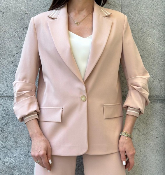 Женский Костюм Esito