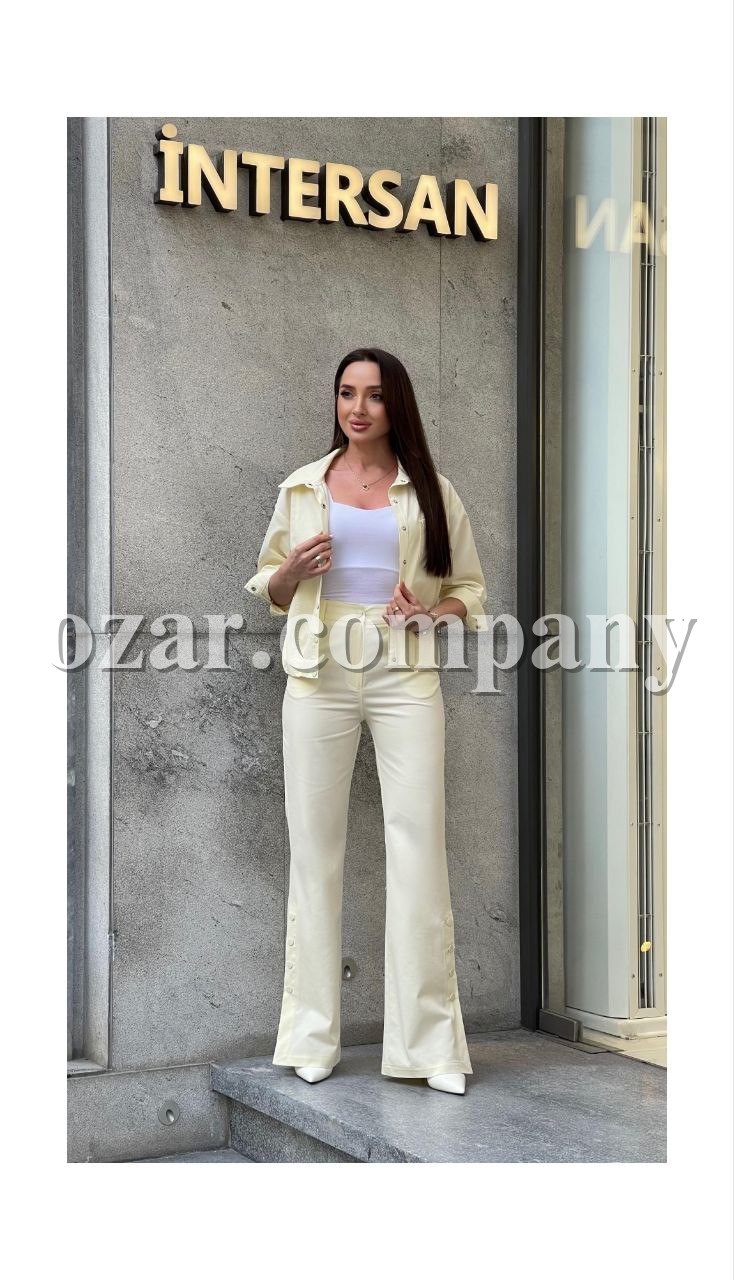 Женский Костюм Esito