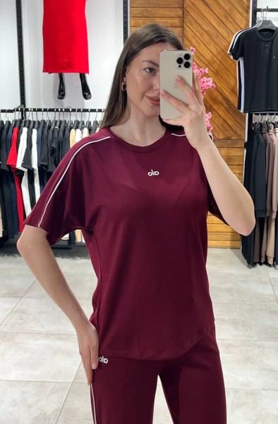 Женский Koстюм Alo