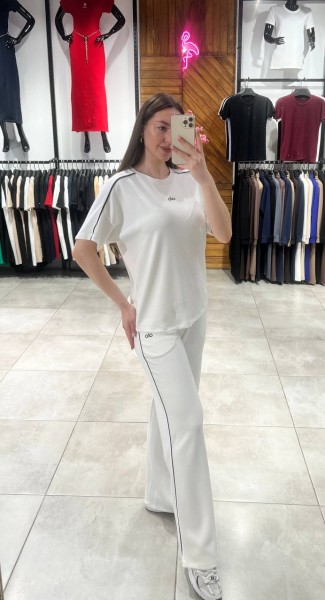 Женский Koстюм Alo