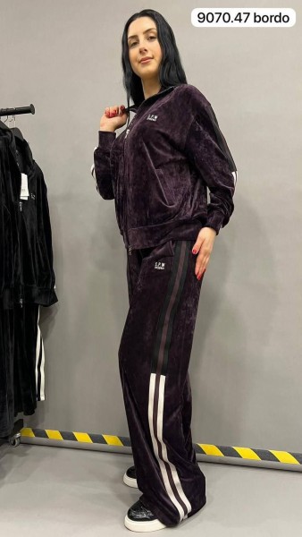 Женский Велюровый Костюм Speed Way