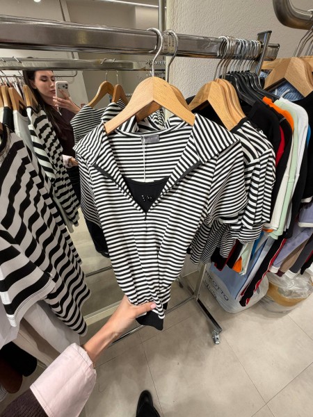 Женская Футболка Trikotto