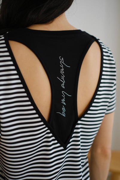 Женская Футболка Trikotto