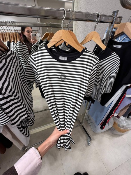 Женская Футболка Trikotto