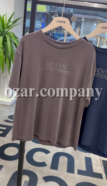 Женская Футболка Cute