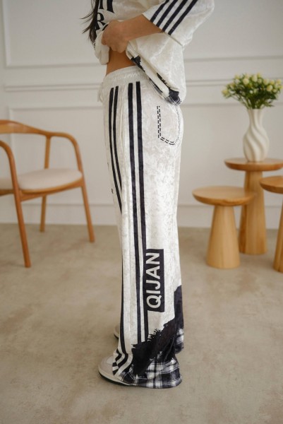 Женский Костюм Trikotto