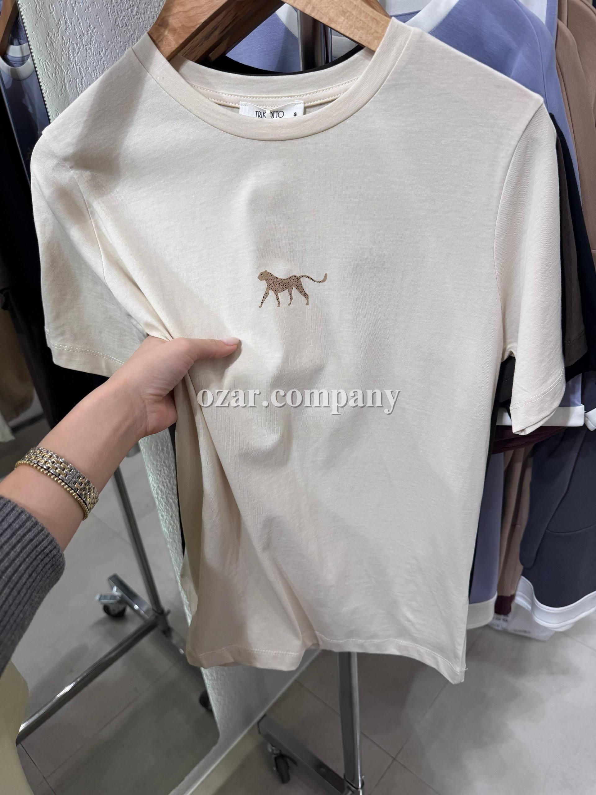 Женская Футболка Trikotto