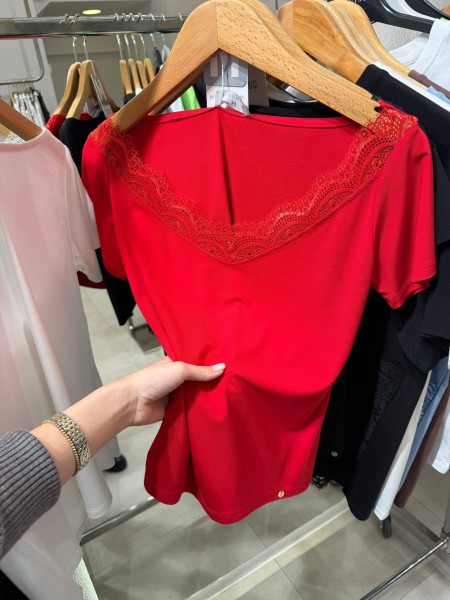 Женская Футболка Trikotto